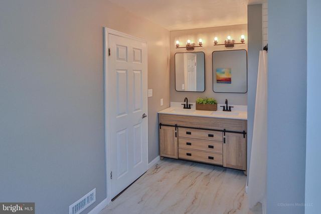 17 SPYGLASS CT, Westminster, MD 21158