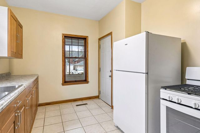 794 Randolph Avenue, Saint Paul, MN 55102