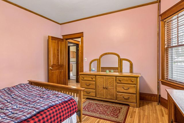 794 Randolph Avenue, Saint Paul, MN 55102
