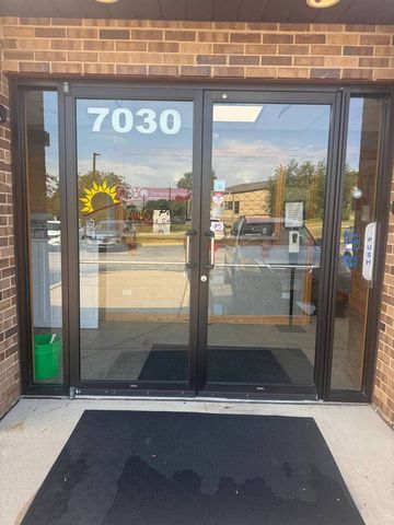 7030 Centennial Drive, Tinley Park, IL 60477