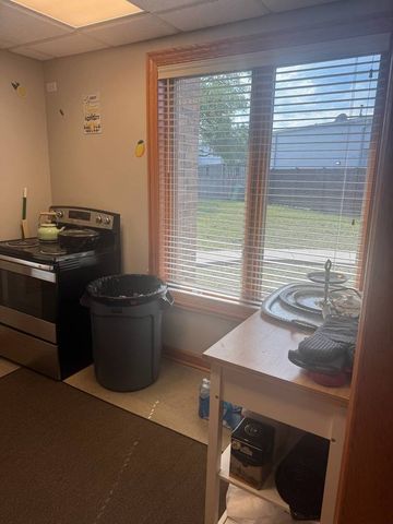 7030 Centennial Drive, Tinley Park, IL 60477
