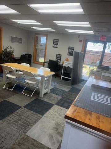 7030 Centennial Drive, Tinley Park, IL 60477