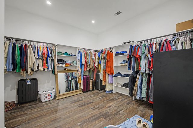 1006 4th ST, Lockhart, TX 78644