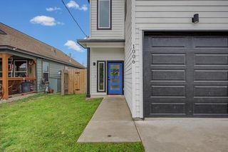 1006 4th ST, Lockhart, TX 78644