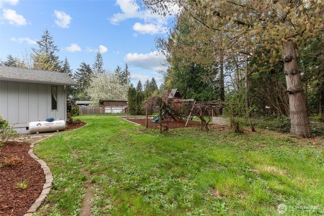 12921 208th Avenue Ct E, Bonney Lake, WA 98391