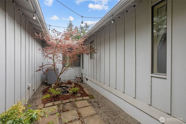 12921 208th Avenue Ct E, Bonney Lake, WA 98391