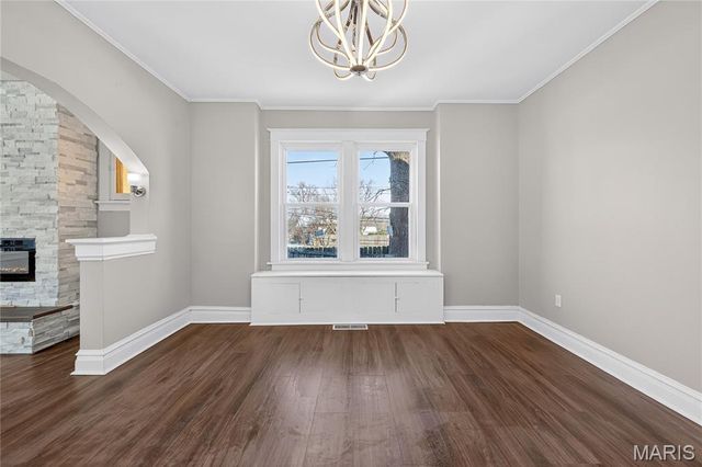 2212 Charlack Avenue, St Louis, MO 63114