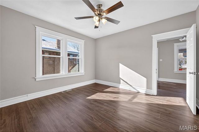 2212 Charlack Avenue, St Louis, MO 63114