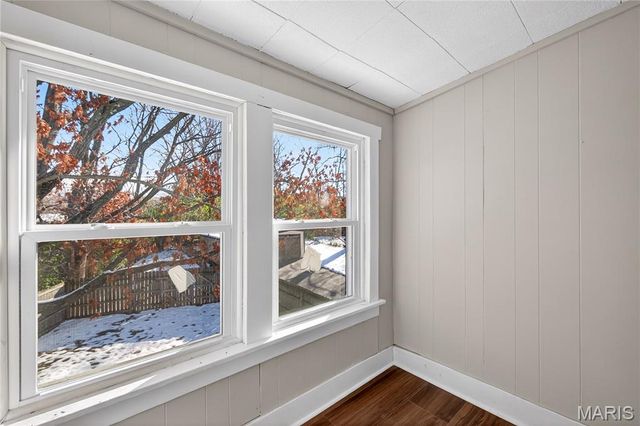 2212 Charlack Avenue, St Louis, MO 63114