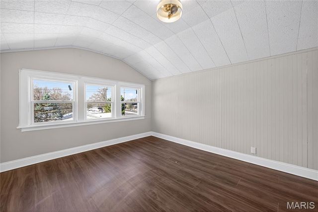 2212 Charlack Avenue, St Louis, MO 63114