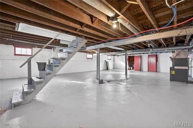 2212 Charlack Avenue, St Louis, MO 63114