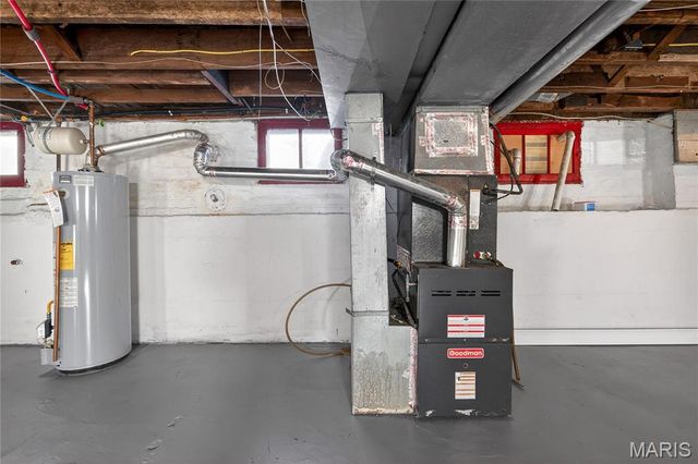 2212 Charlack Avenue, St Louis, MO 63114