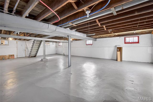 2212 Charlack Avenue, St Louis, MO 63114