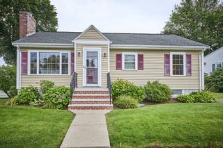 25 Jensen Rd, Watertown, MA 02472