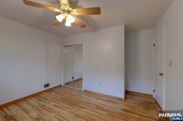 15 Jocelyn Place, Pequannock Township, NJ 07444