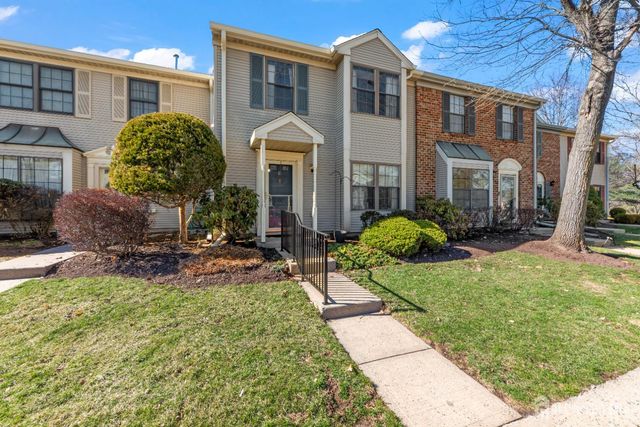 4 Daniel Drive, Franklin, NJ 08823