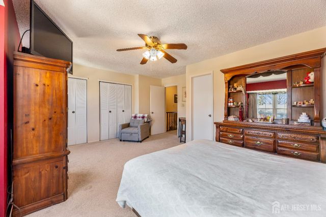 4 Daniel Drive, Franklin, NJ 08823