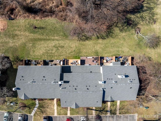 4 Daniel Drive, Franklin, NJ 08823