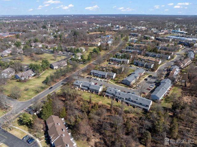 4 Daniel Drive, Franklin, NJ 08823