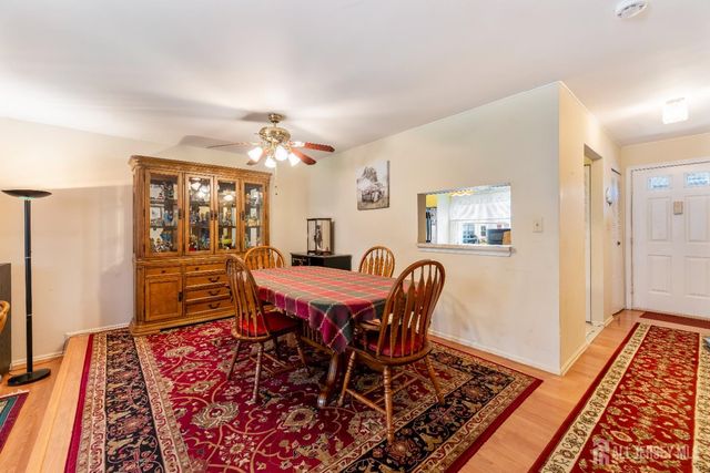 4 Daniel Drive, Franklin, NJ 08823