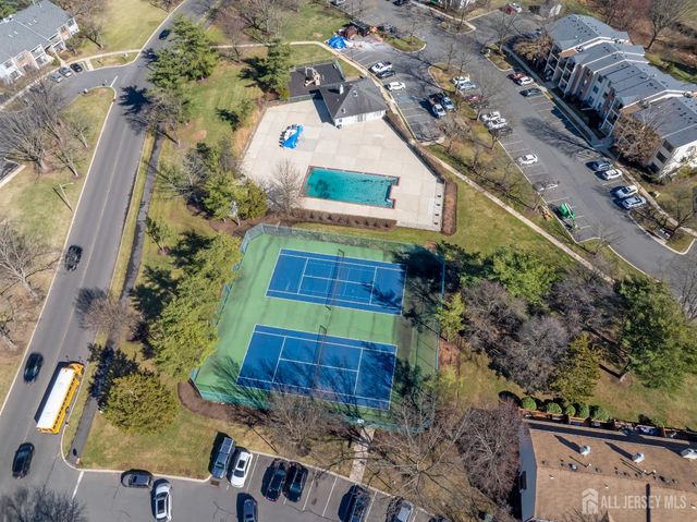 4 Daniel Drive, Franklin, NJ 08823