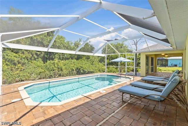 11693 OAKLAND DR, Bokeelia, FL 33922