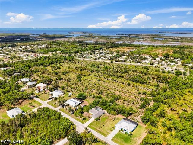 11693 OAKLAND DR, Bokeelia, FL 33922