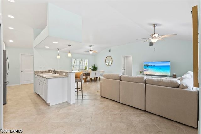 11693 OAKLAND DR, Bokeelia, FL 33922