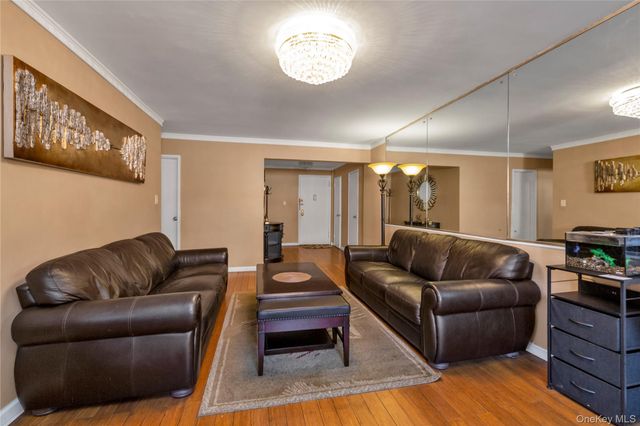 99-11 60 Ave 5D, Corona, NY 11368