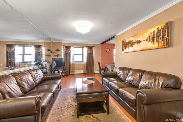 99-11 60 Ave 5D, Corona, NY 11368