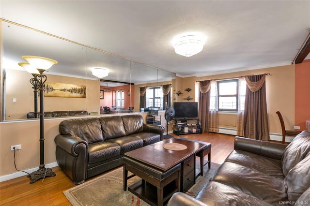 99-11 60 Ave 5D, Corona, NY 11368