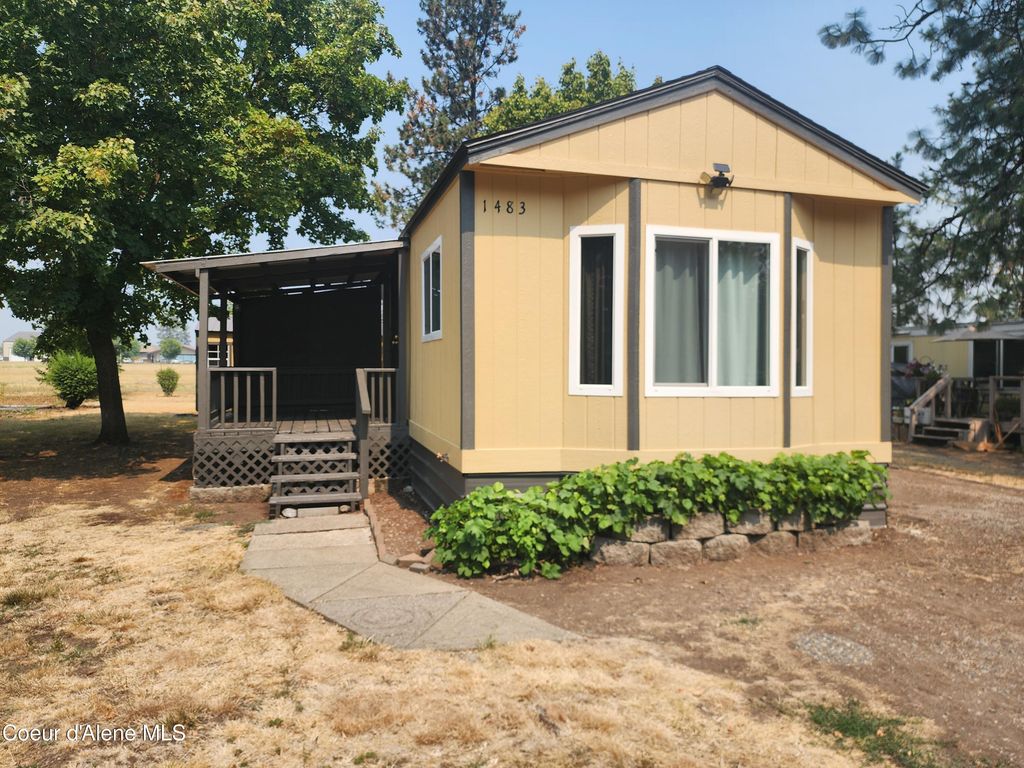 1483 W Iron Horse CIR, #13, Post Falls, ID 83854 photo 2