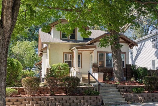 2323 Ilion Avenue N, Minneapolis, MN 55411