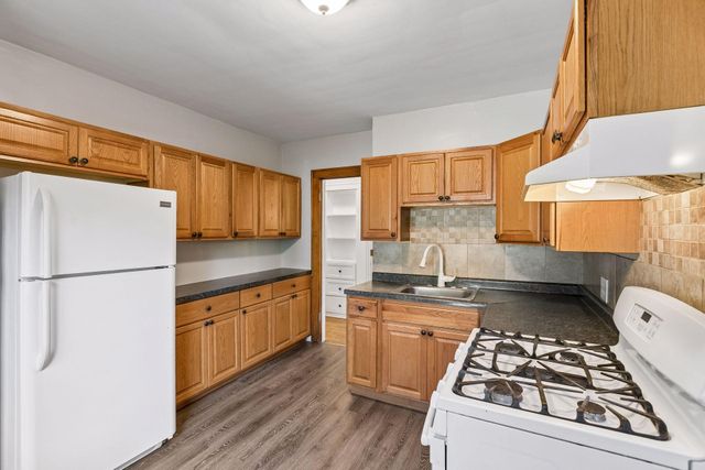 2323 Ilion Avenue N, Minneapolis, MN 55411