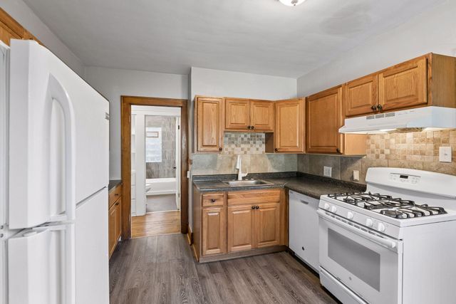 2323 Ilion Avenue N, Minneapolis, MN 55411