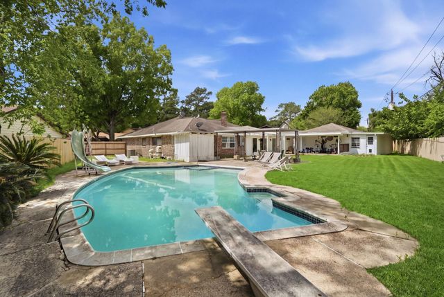 4202 Black Locust Drive, Houston, TX 77088