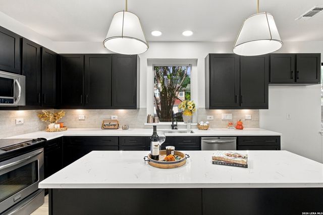 12446 Hart Clf, San Antonio, TX 78249