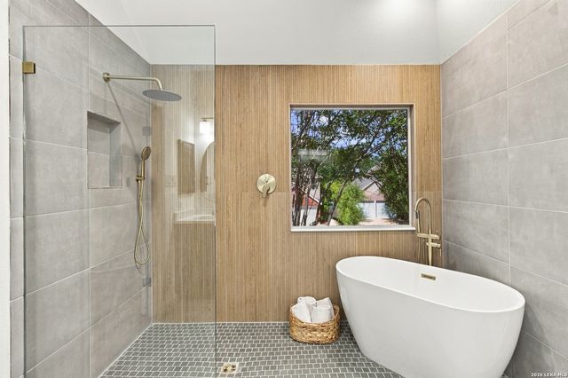 12446 Hart Clf, San Antonio, TX 78249