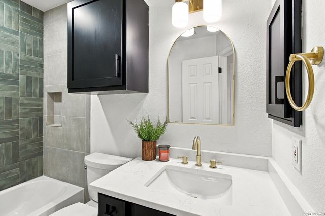 12446 Hart Clf, San Antonio, TX 78249