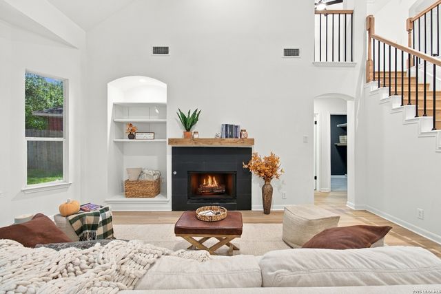 12446 Hart Clf, San Antonio, TX 78249