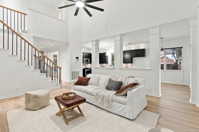 12446 Hart Clf, San Antonio, TX 78249
