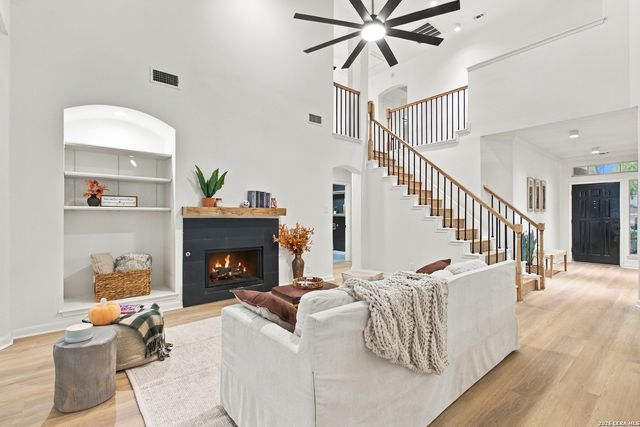 12446 Hart Clf, San Antonio, TX 78249