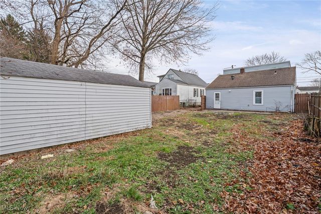 2511 Ogden Avenue, Akron, OH 44312