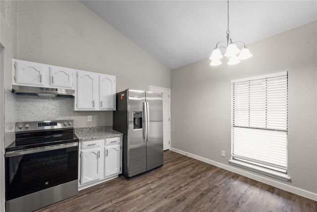 831 Netherland Drive, Arlington, TX 76017