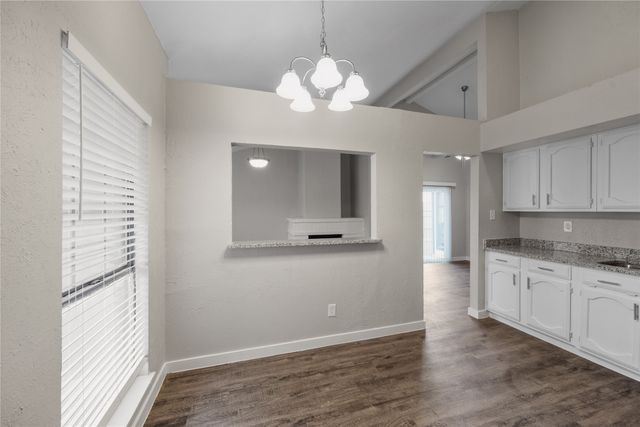 831 Netherland Drive, Arlington, TX 76017