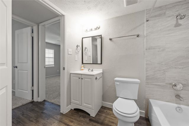 831 Netherland Drive, Arlington, TX 76017