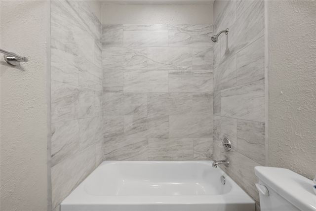 831 Netherland Drive, Arlington, TX 76017