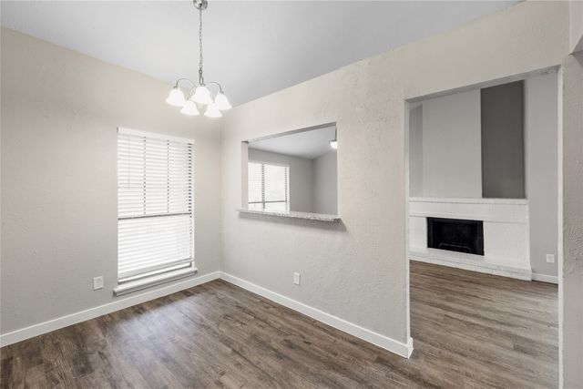 831 Netherland Drive, Arlington, TX 76017