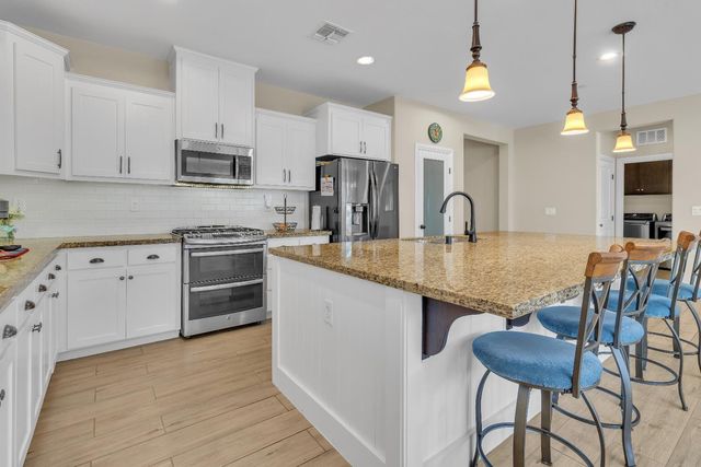 12662 Barksdale Way, Rancho Cordova, CA 95742