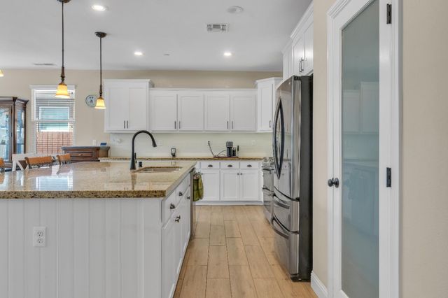 12662 Barksdale Way, Rancho Cordova, CA 95742